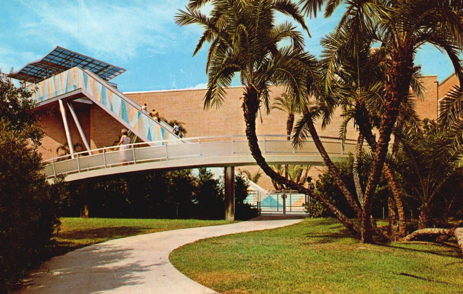 Postcard FL Tampa Cantilever Ramp to Admission Free Busch Gardens Old PC J7695