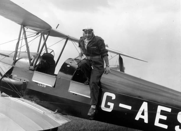 Aviatrix Mona Friedlander of Brooklands Flying Club 1938 Old Photo