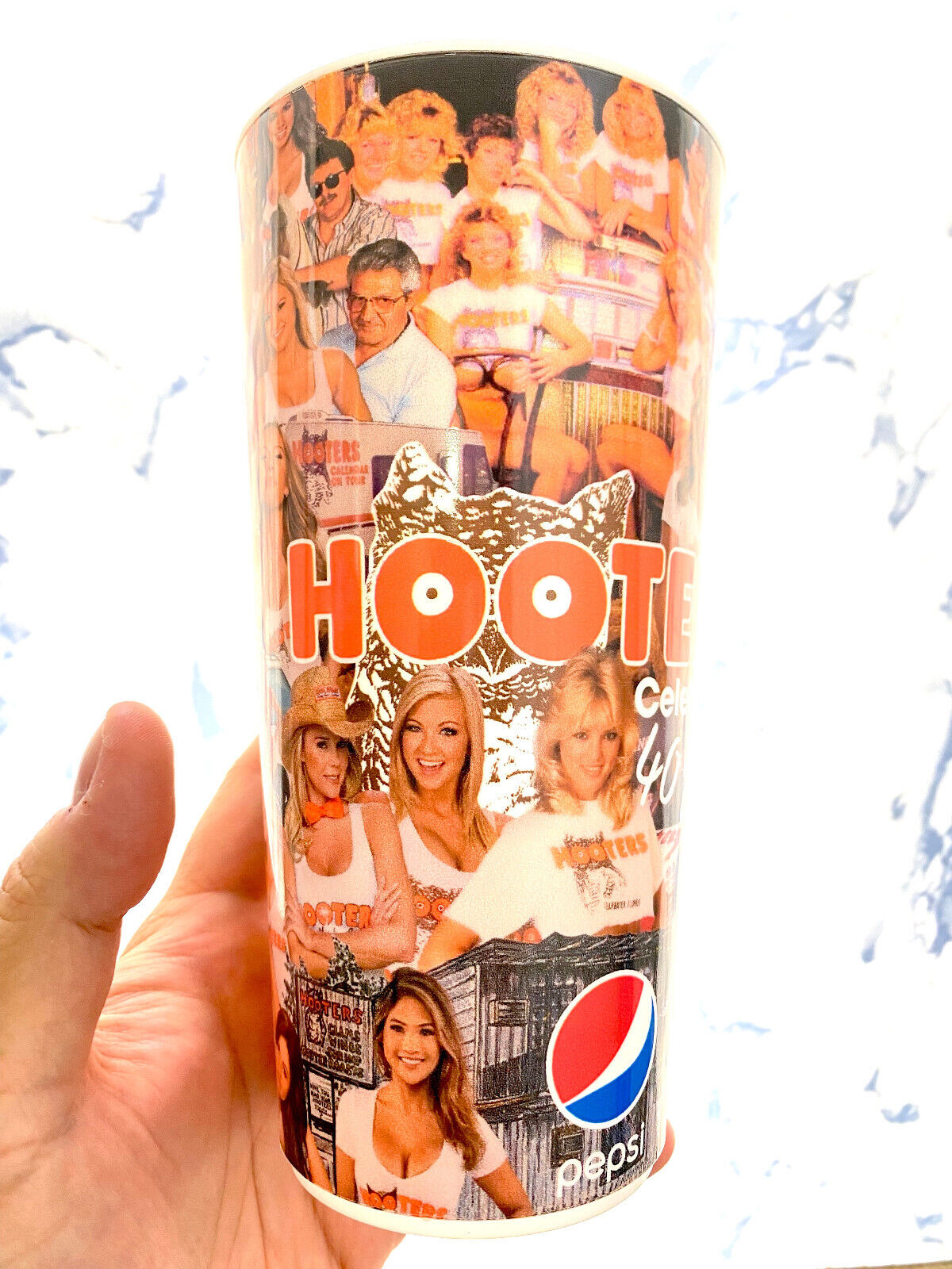 HOOTERS Plastic Cup, 40 Year Celebration, Pepsi Promotion 2023, With Lid, NEW,