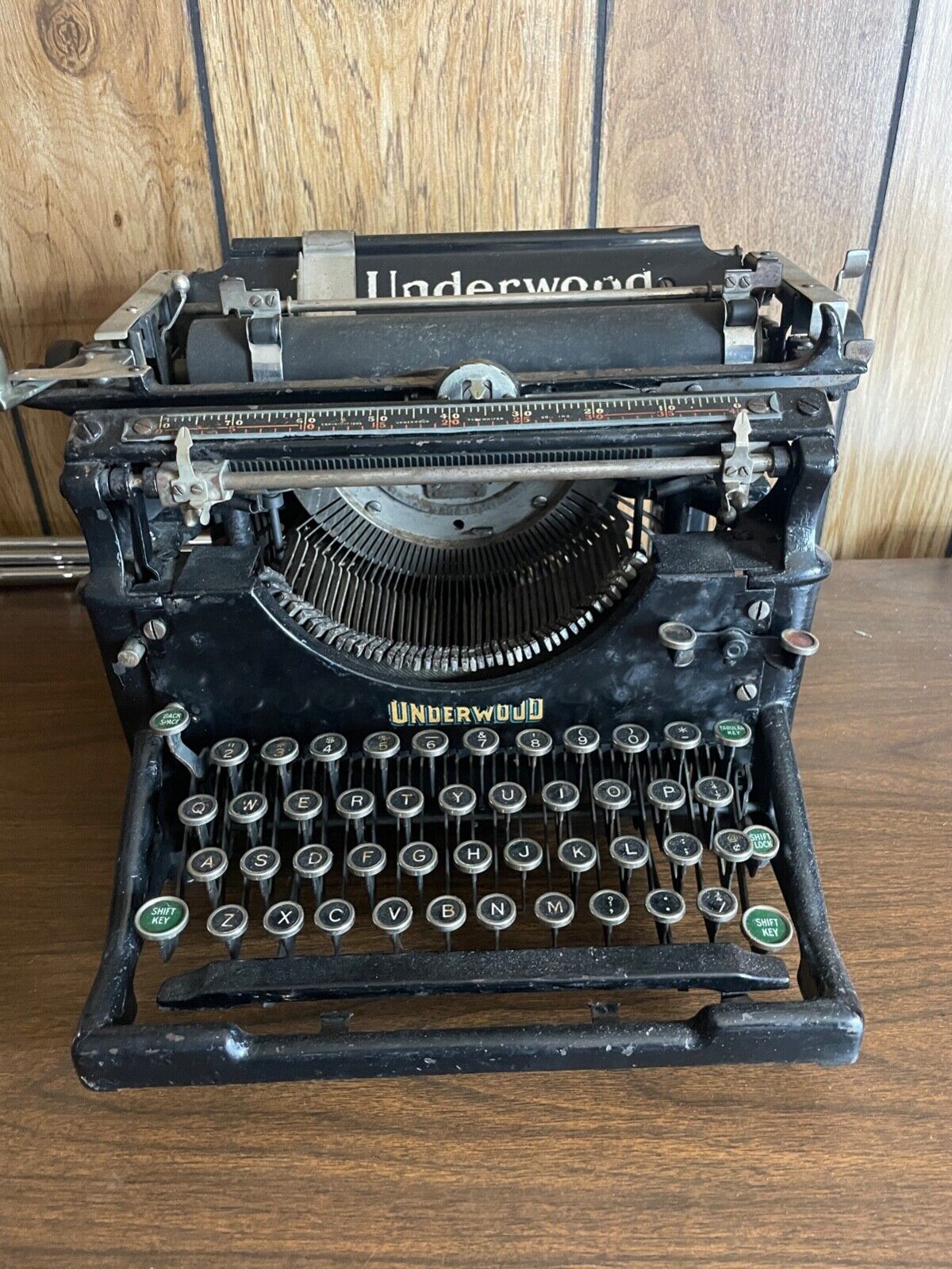 VTG Antique Underwood Standard Typewriter 1920\'s Black AS IS READ