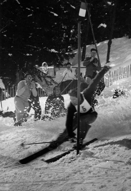 French ski racer Emile Allais during her winning slalom race 1935 Old Photo