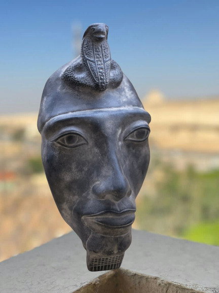 Statue from relics face of Akhenaten is Rare and Amazing at pharaohs 