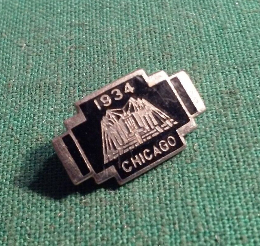 Vintage 1934 Chicago World\'s Fair A Century of Progress Small Lapel Brooch Pin