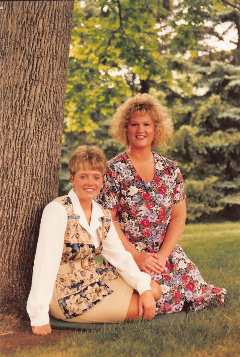 Vtg Color Photo Pretty Blonde Woman Michelle Sheridan Posing At Park 1994 #5