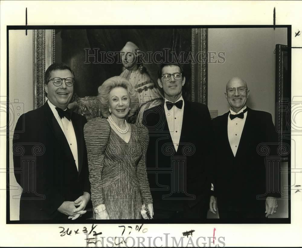 1990 Press Photo Dignitaries attending the NOMA Fellows\' Dinner - noc69021