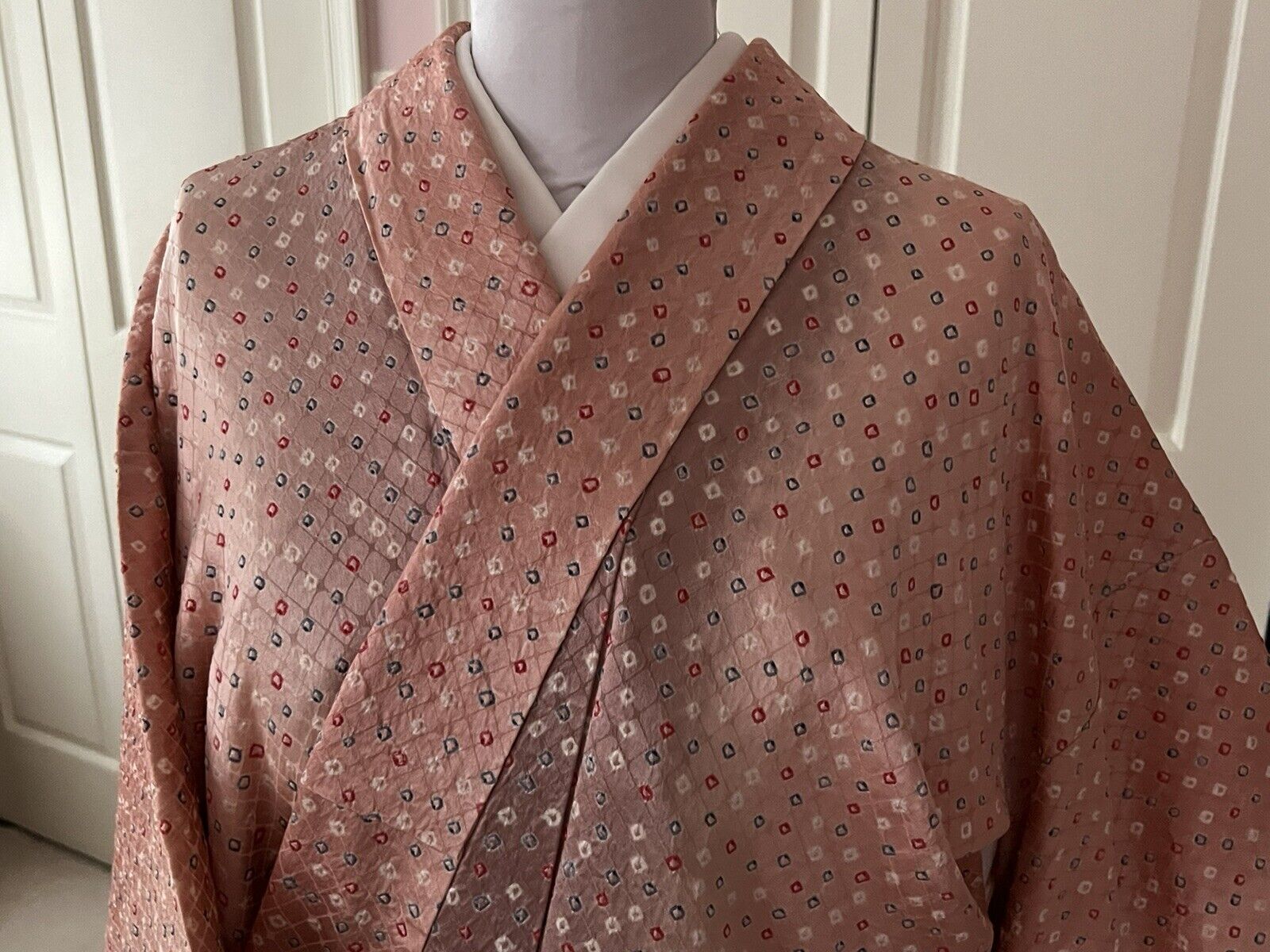 Japanese Kimono Genuine Silk for Ladies 5\'0\