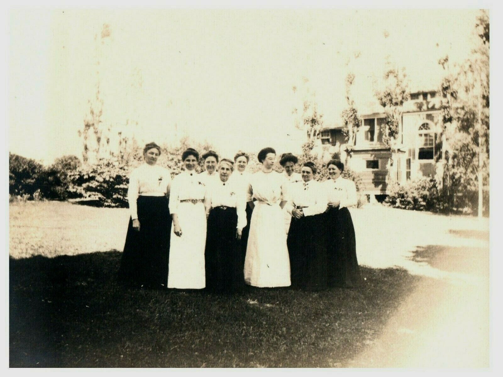 c.1912 Portrait Group of Woman Black and White Photograph Party 4.35\