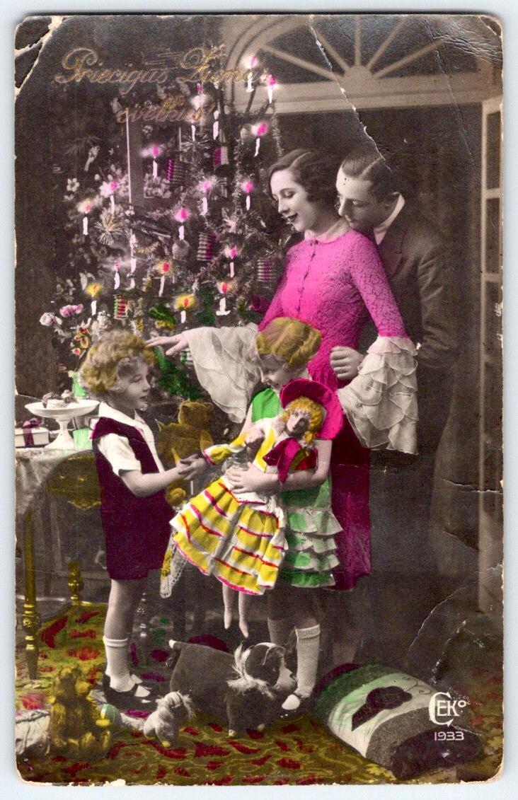 1911 RPPC HAND COLORED CHRISTMAS DOLLS TEDDY BEAR TREE CANDLES DRESS CEKO #1933