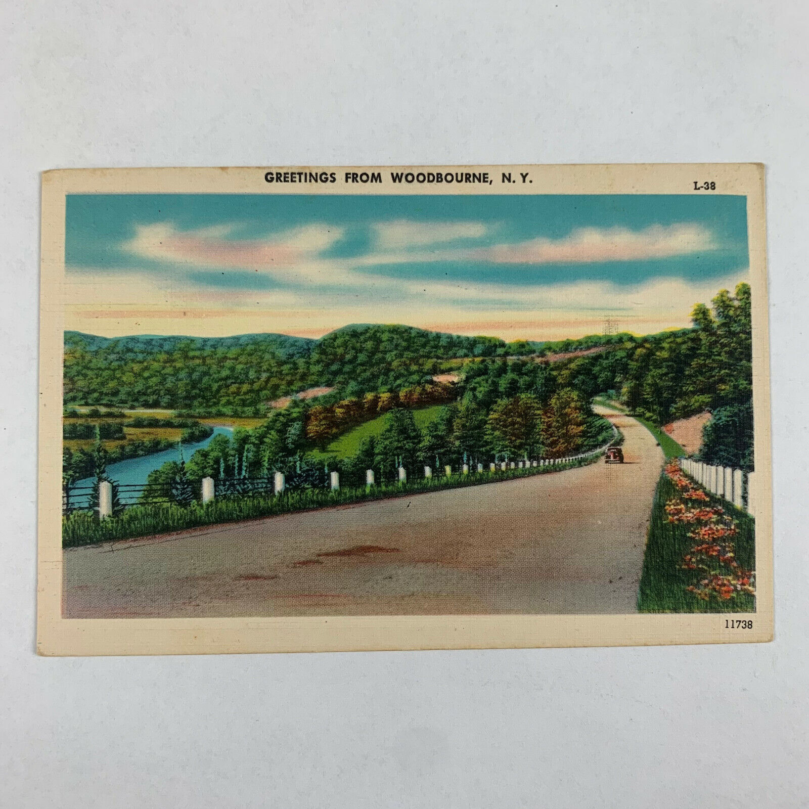 Postcard New York Woodbourne NY Greetings 1940s Linen Unposted