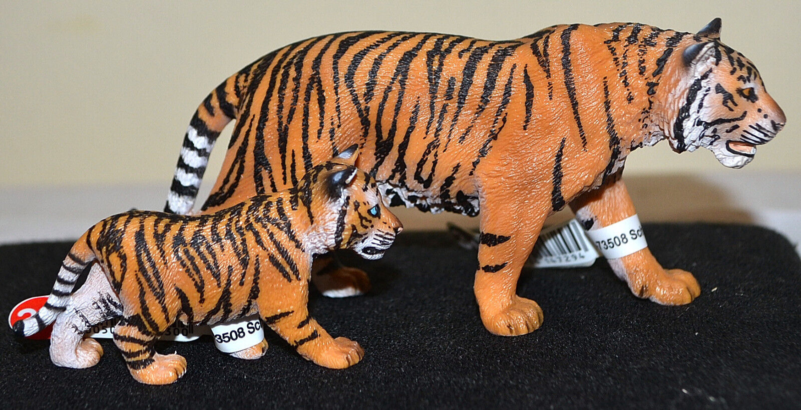 2007 Schleich Bengal Male Tiger & Cub Wildlife Realistic Figure D-73527, D-73508