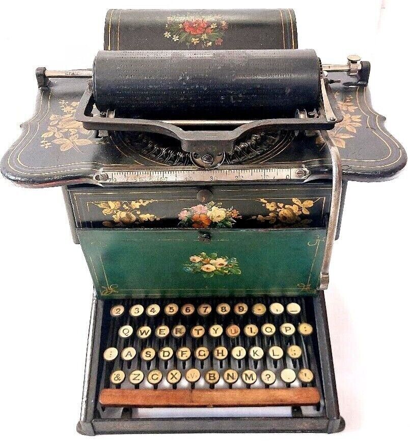 GORGEUS antique and extremely rare typewriter SHOLES GLIDDEN circa 1876  USA