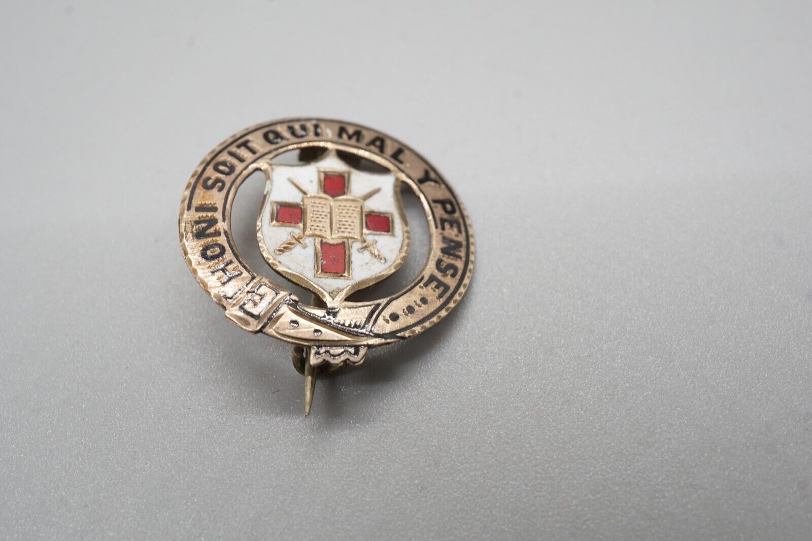 Antique 1890s - 1910s 10K GOLD Order Of The Garter Fraternal Organization Pin