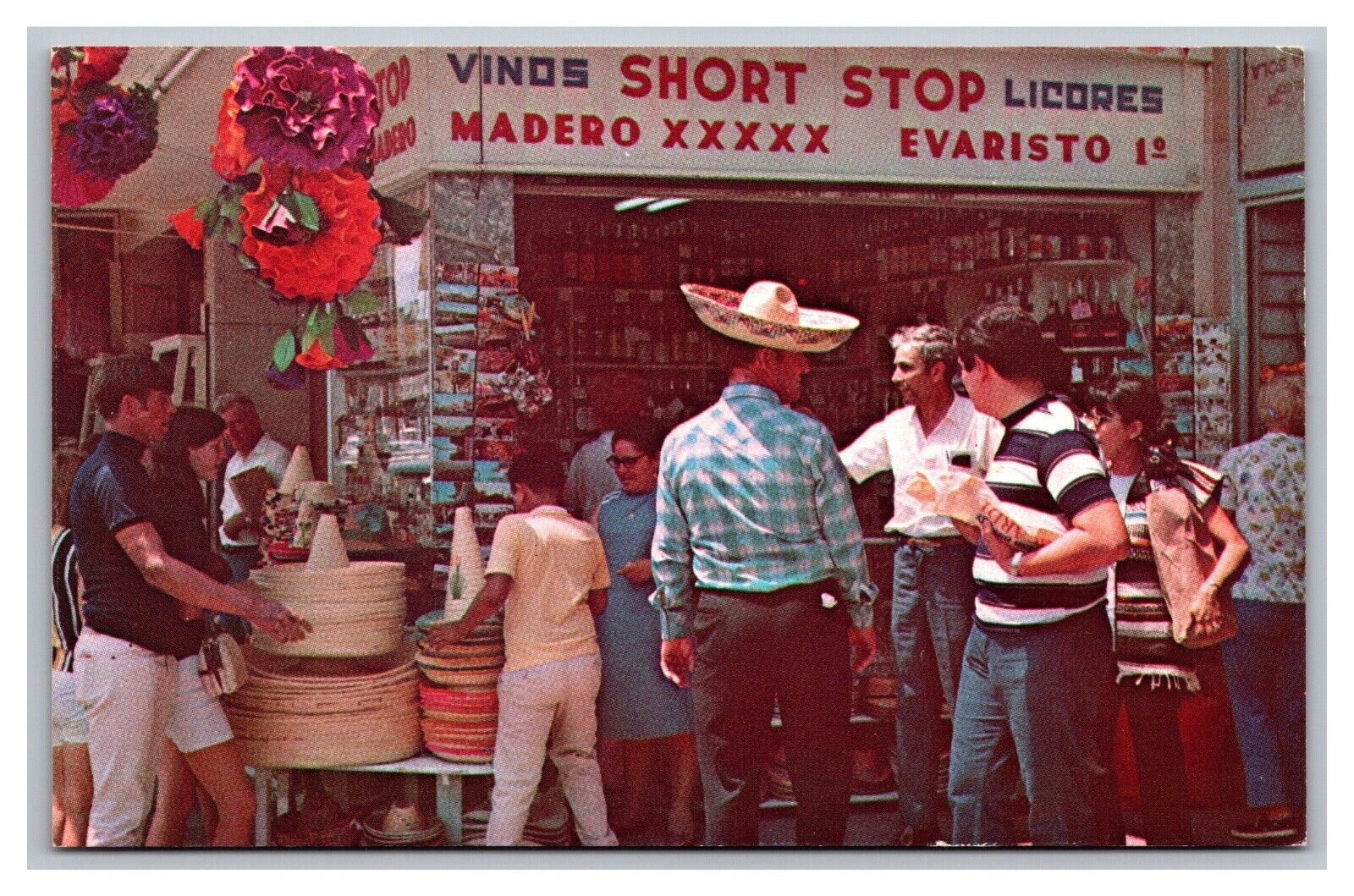 Nuevo Laredo Tamps Tamaulipas Mexico Busy Market Scene Chrome Postcard