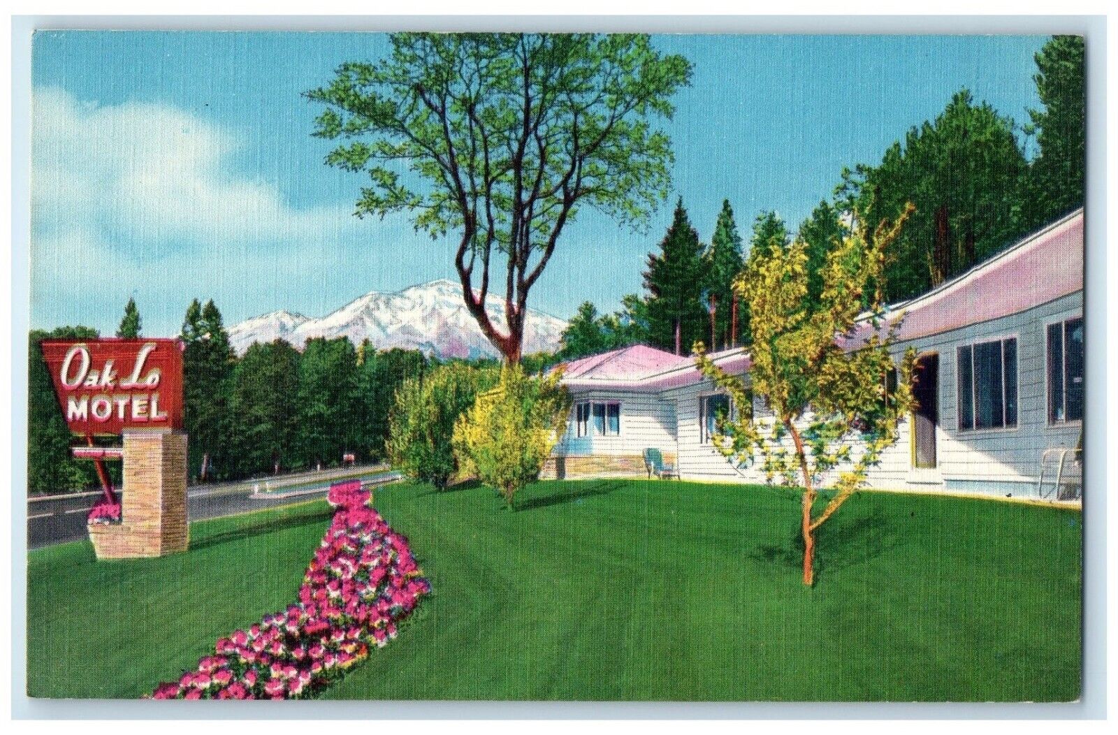 c1950\'s View Of Oak Lo Motel Dunsmuir California CA Unposted Vintage Postcard