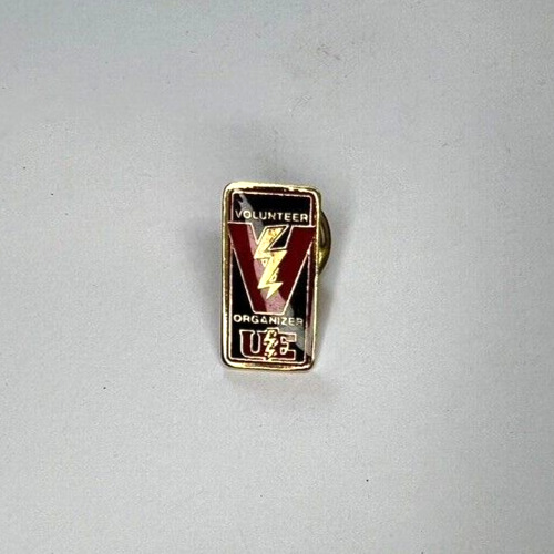 United Electrical Workers Union UE Labor Volunteer Organizer Pin .75\