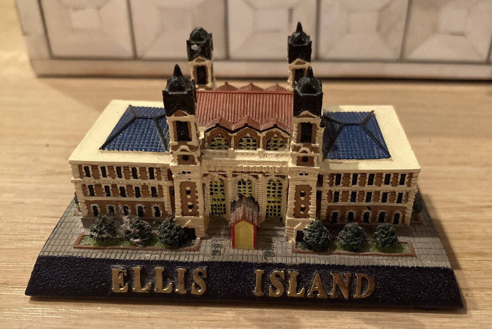 Vintage Ellis Island Novelty Souvenir Figurine Year: 2000