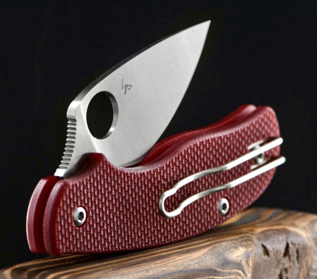 Spyderco ITALY Limited Edition S90V Urban - RED G10 