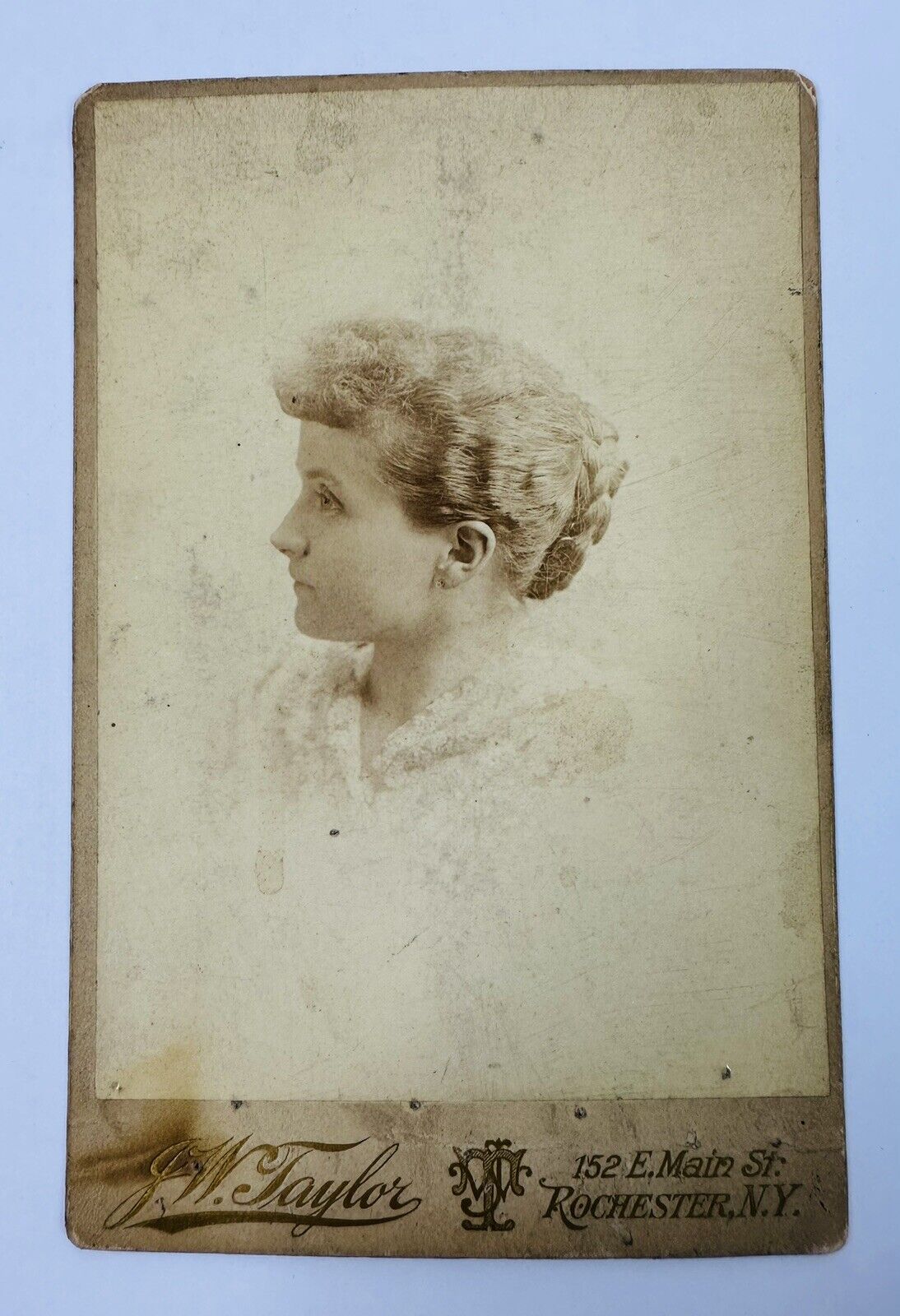 Antique Cabinet Card Photograph #17 - Portrait Of Woman ROCHESTER, NY
