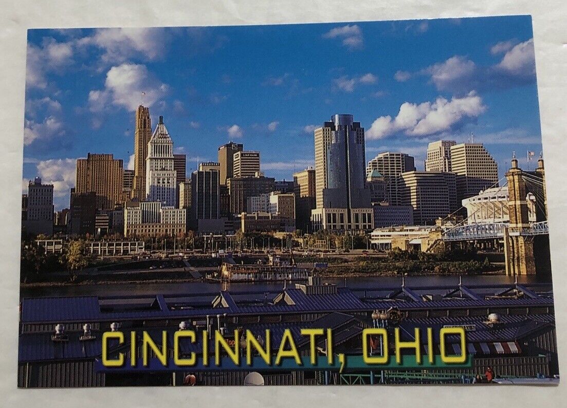 Downtown Cincinnati, Ohio. Postcard (N2)