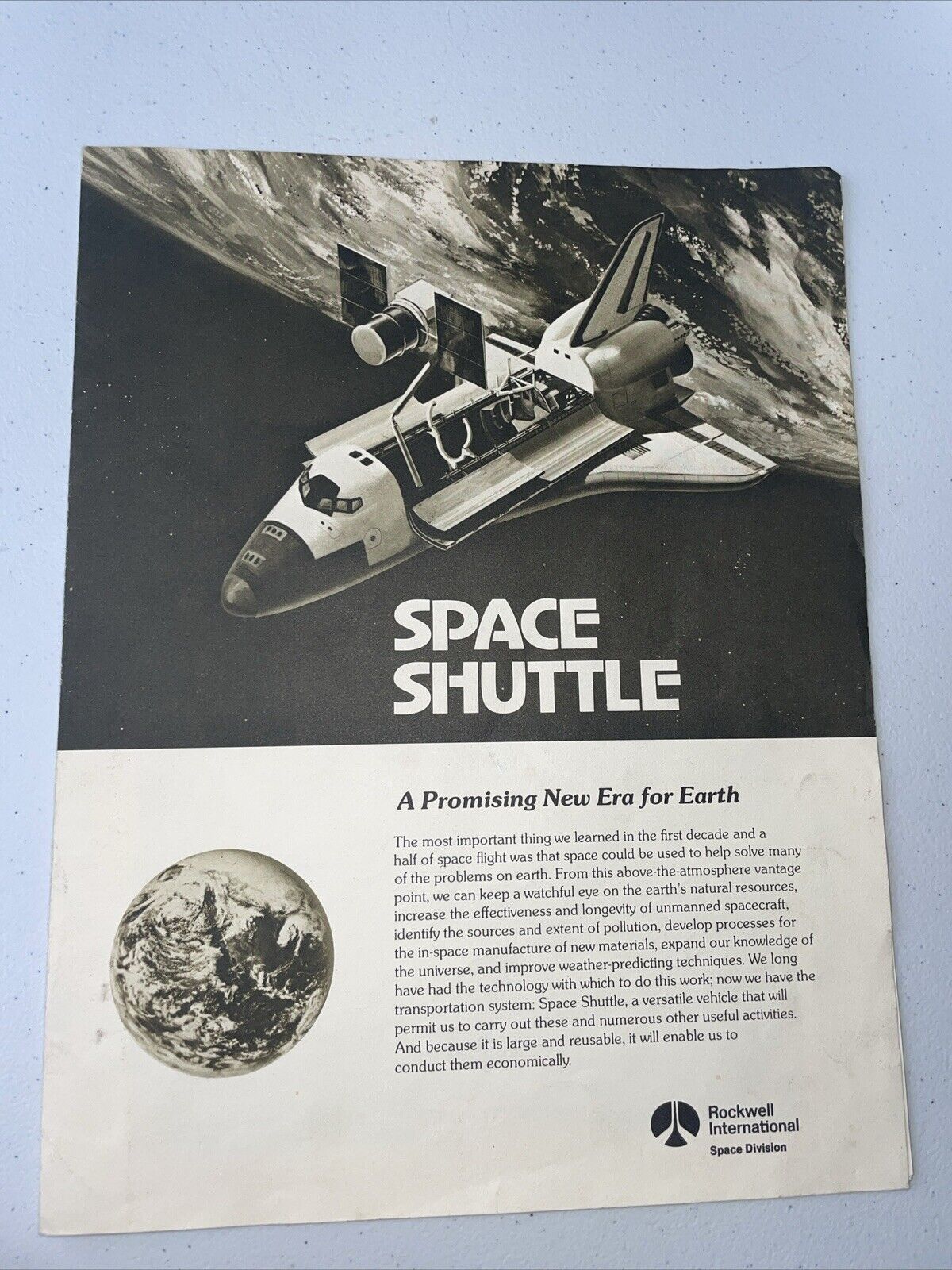 1977 SPACE SHUTTLE- ROCKWELL - A PROMISING NEW ERA FOR EARTH  (4)- Loose Photos