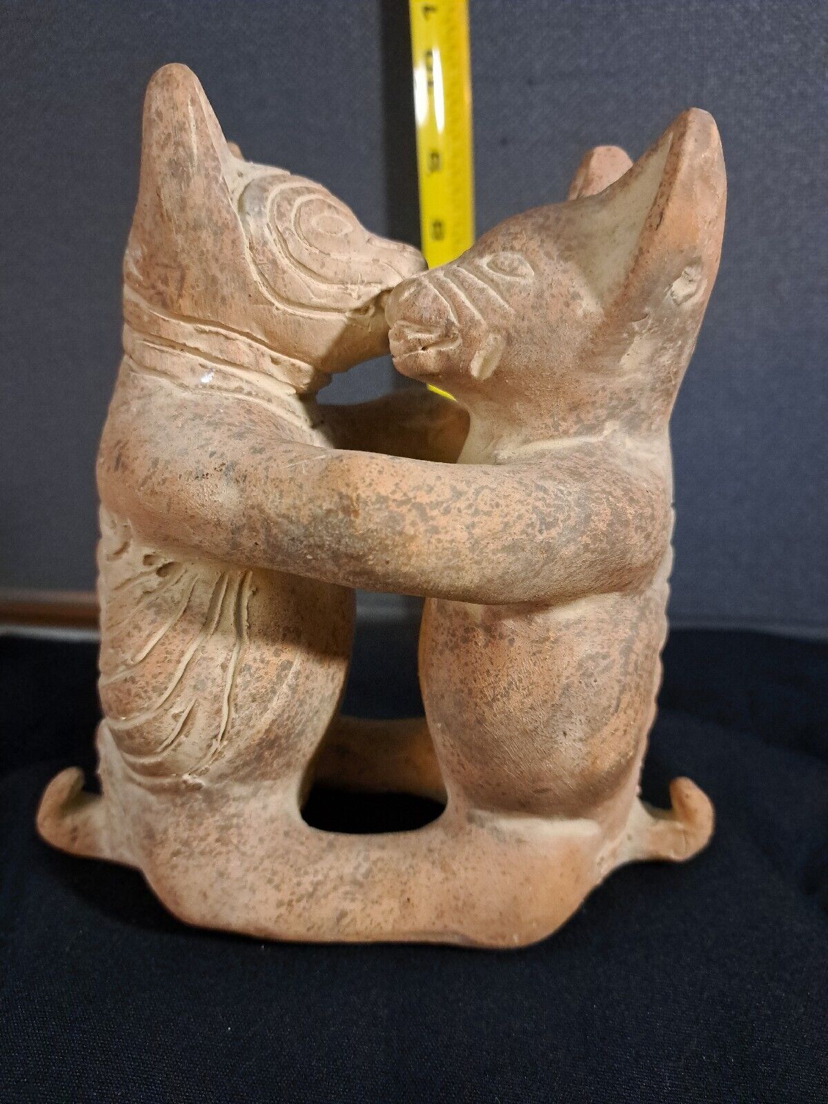 Rare vintage Aztec handmade Inca tribal art Pottery kissing figurine #550L54
