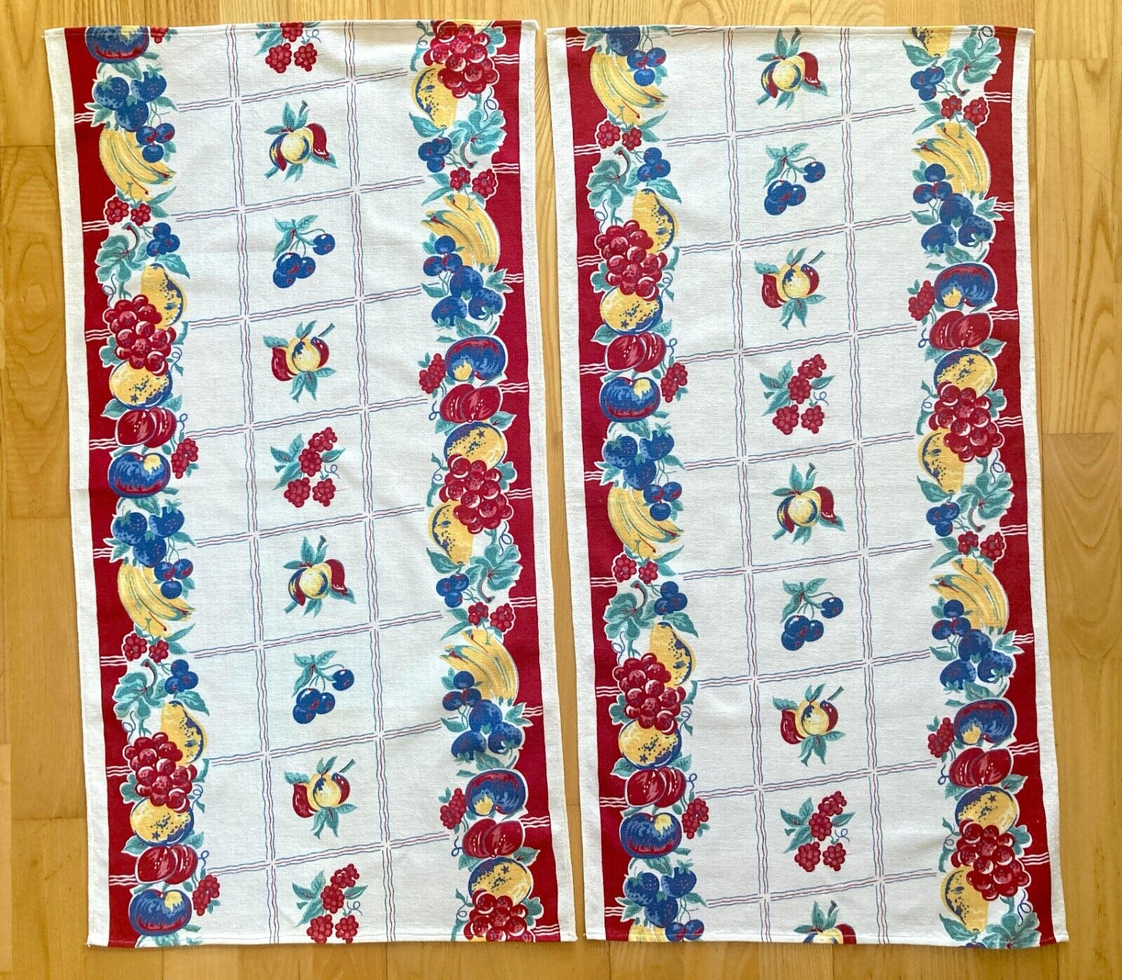 VTG 1950s Set of 2 Cotton Colorful Fruit Kitchen Tea Towels Retro