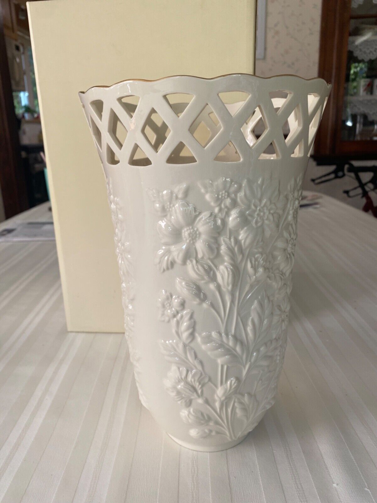 Lenox Golden Meadows large vase tall ivory gold NOS in box 10.75\