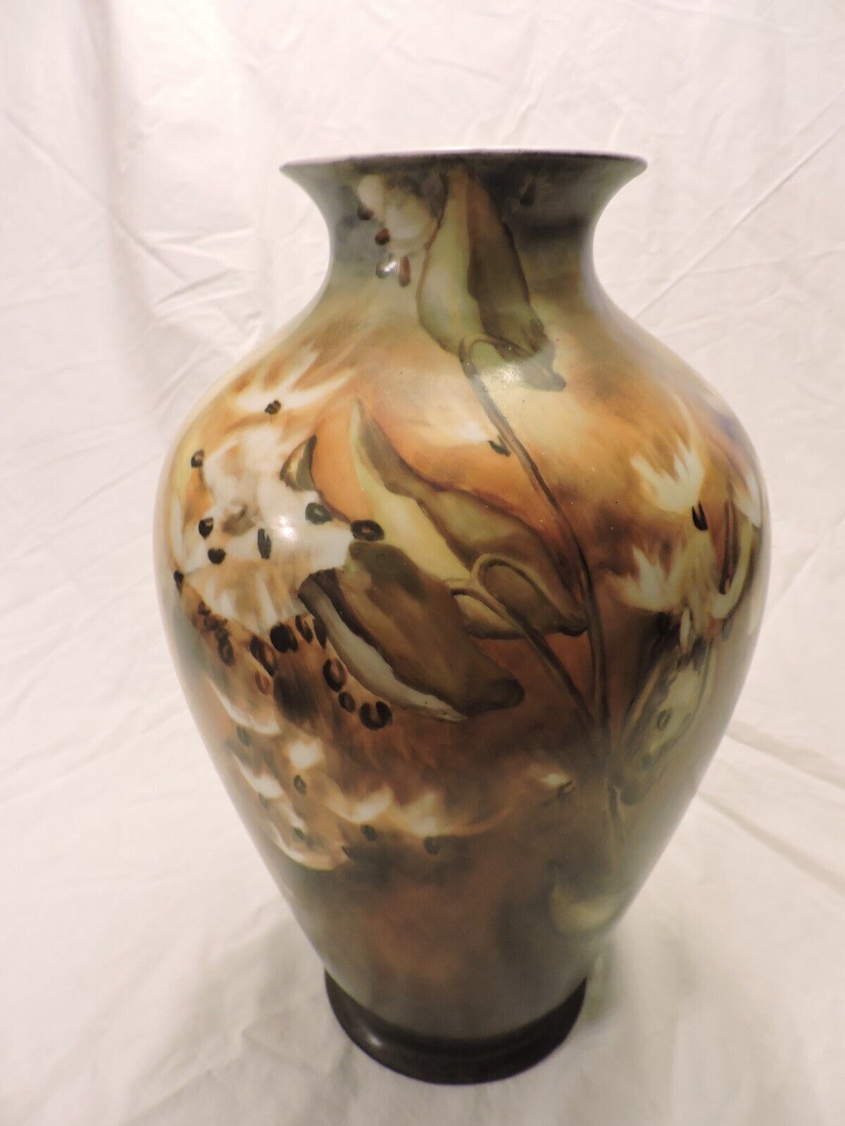 limoges hand painted porcelain vase.  Very rare \