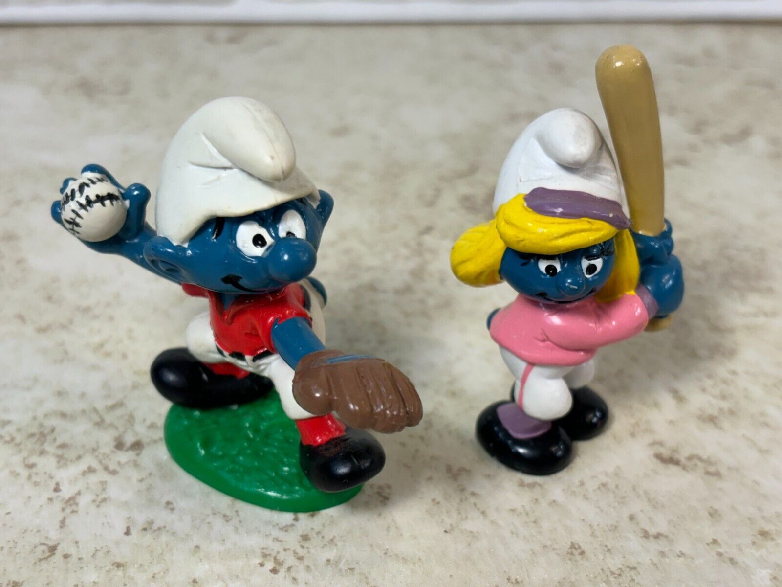 Vtg Smurf Figurines Baseball Pitcher Smurf and Baseball Batter Smurfette 1980\'s