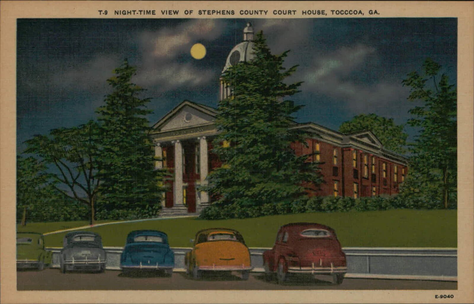 Postcard: T-9 NIGHT-TIME VIEW OF STEPHENS COUNTY COURT HOUSE, TOCCCOA,