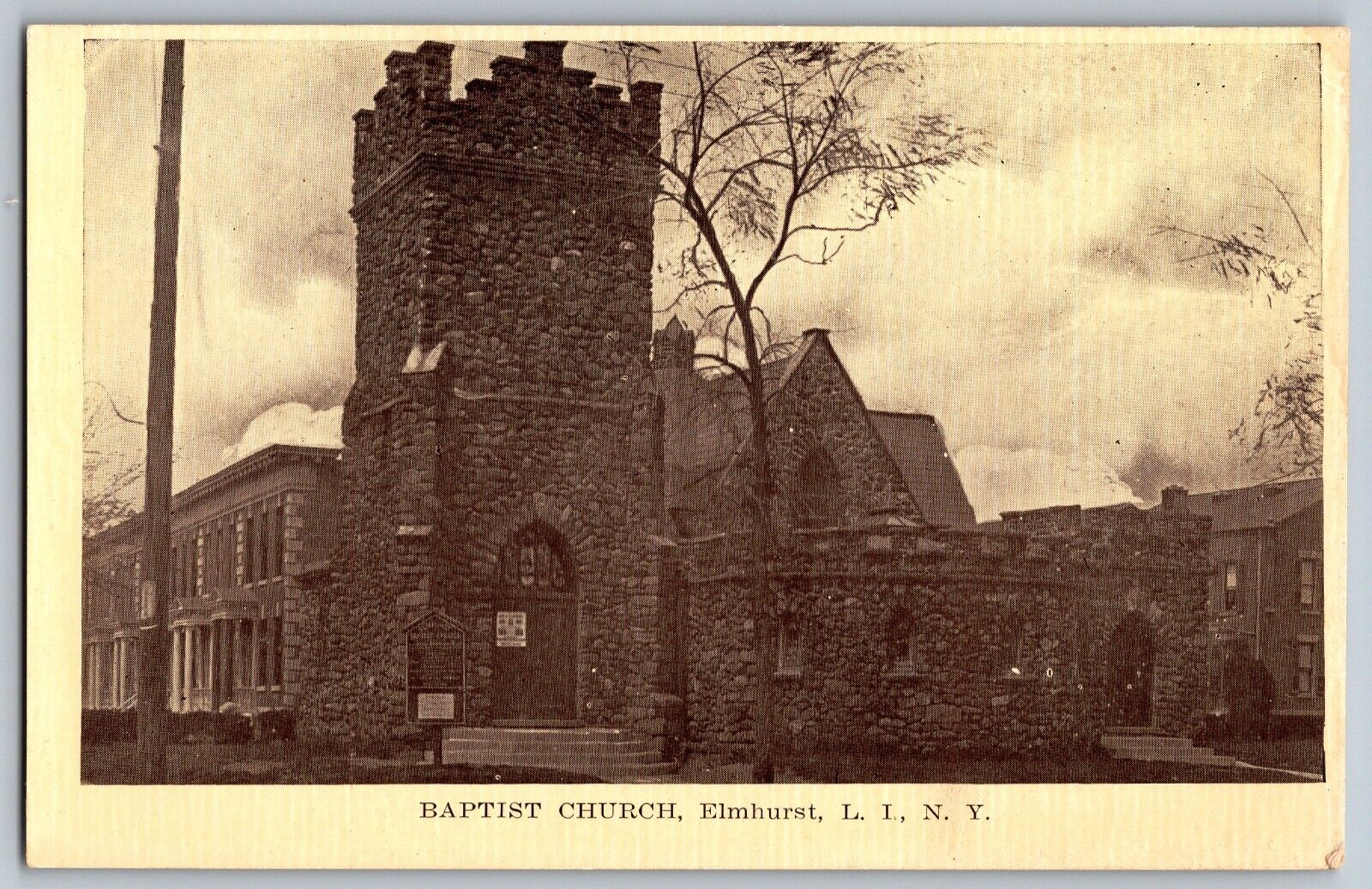Elmhurst, L.I., New York - The Old Baptist Church - Vintage Postcard - Unposted