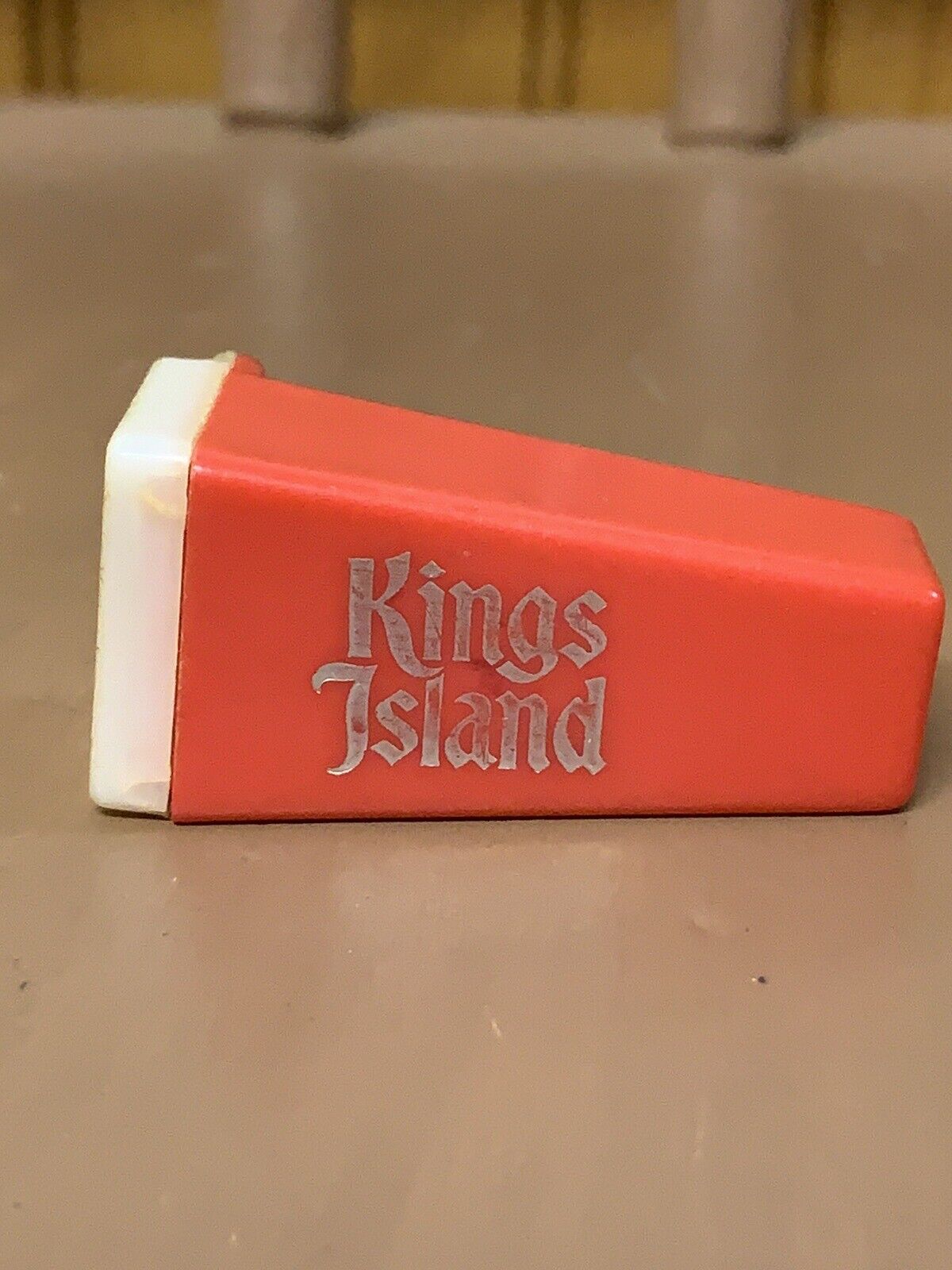 Vintage King’s Island Amusement Park Photo Picture Viewer Keychain Souvenir