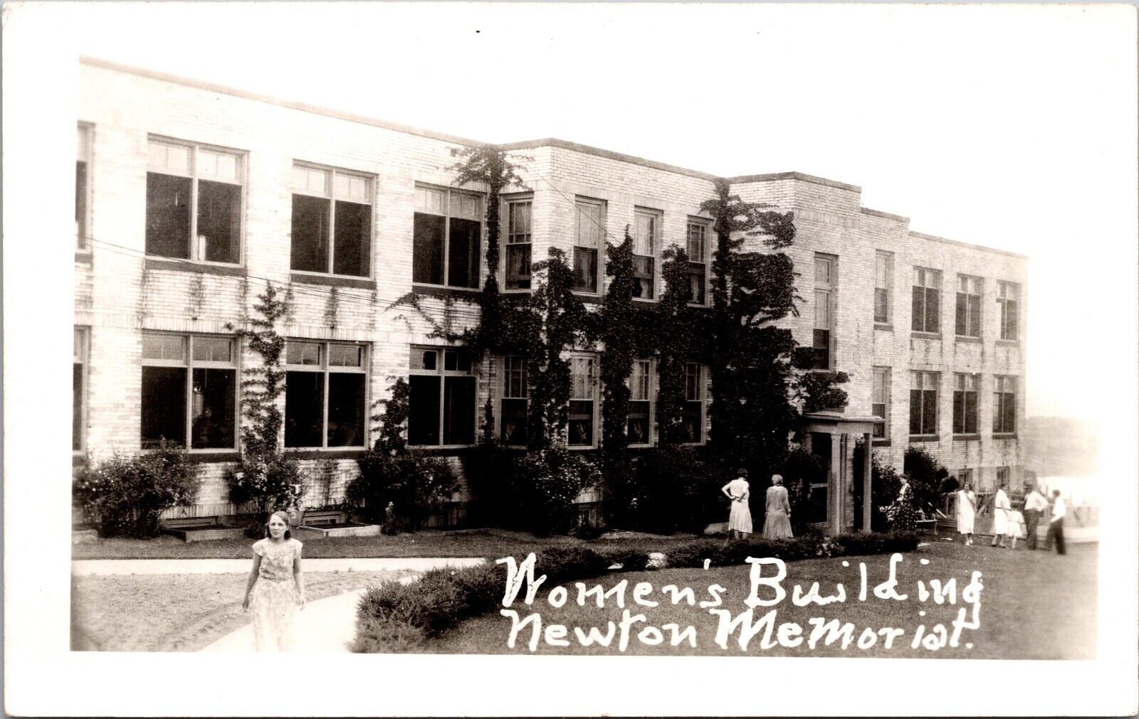 Postcard Women\'s Building Newton Memorial Hospital, New Jersey
