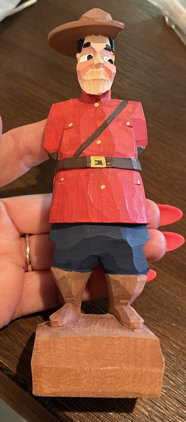 Vintage Signed Hannah Hand Carved Canada Mountie Hat Is Broken 😩