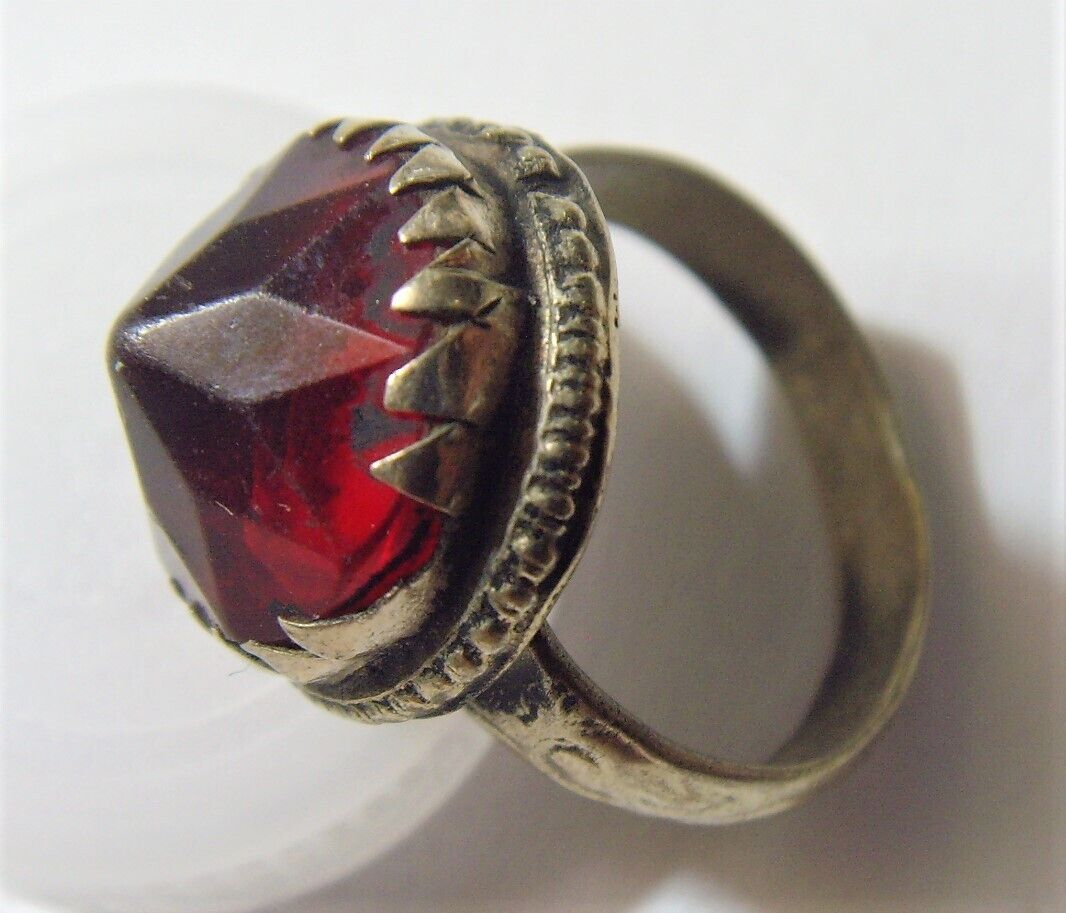 1800s antique tribal wedding ring faux ruby 9 size Central Asia 52274