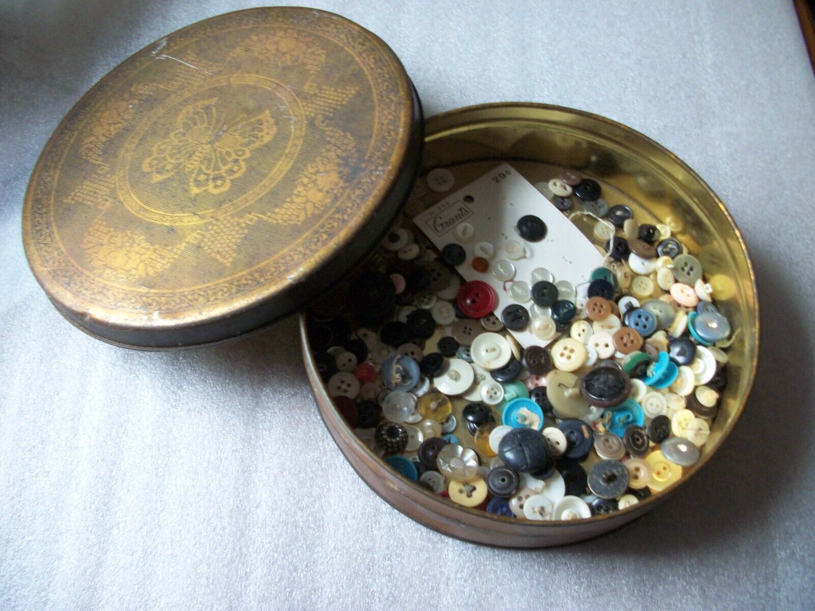 Vintage 1940's-1950's Buttons - Variety of Sizes & Colors in Vintage 1940's Tin