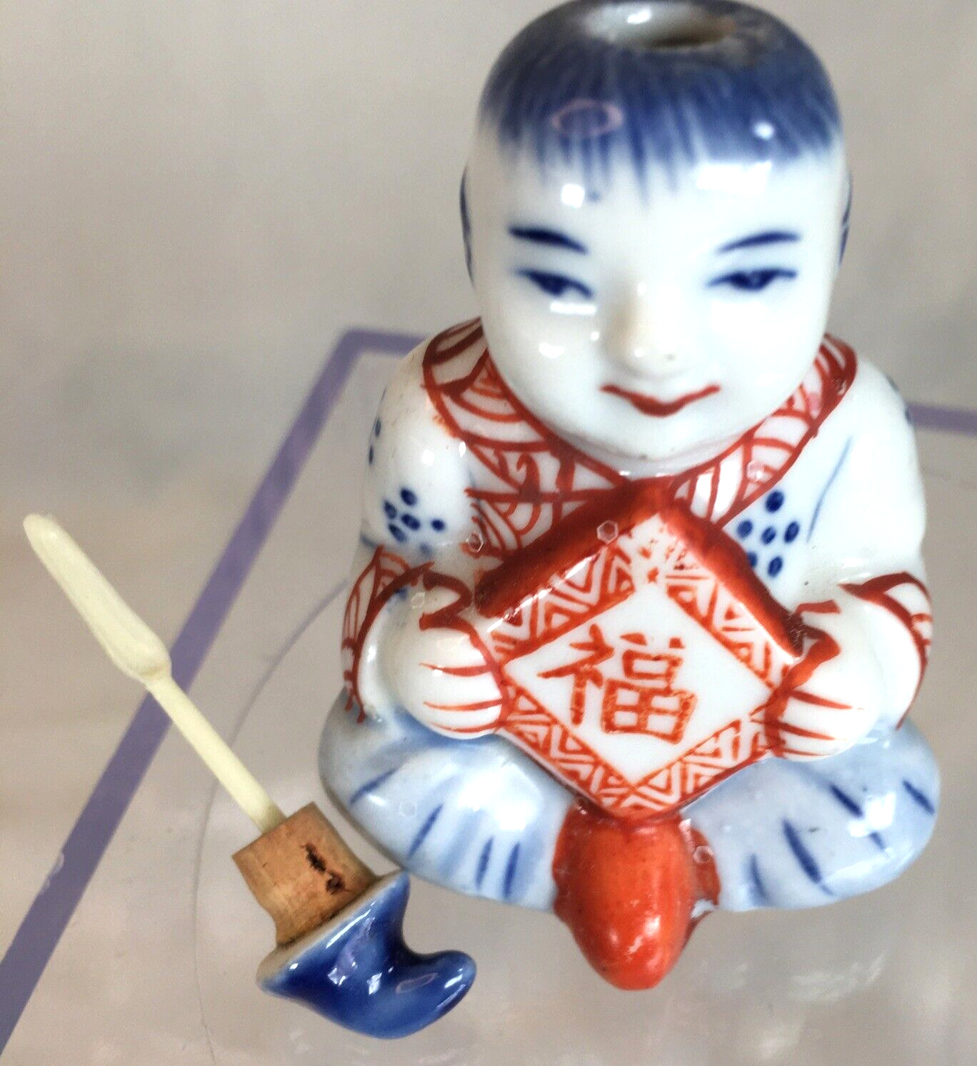 Hand Painted Asian Porcelain Man Figure Snuf Box/Jar