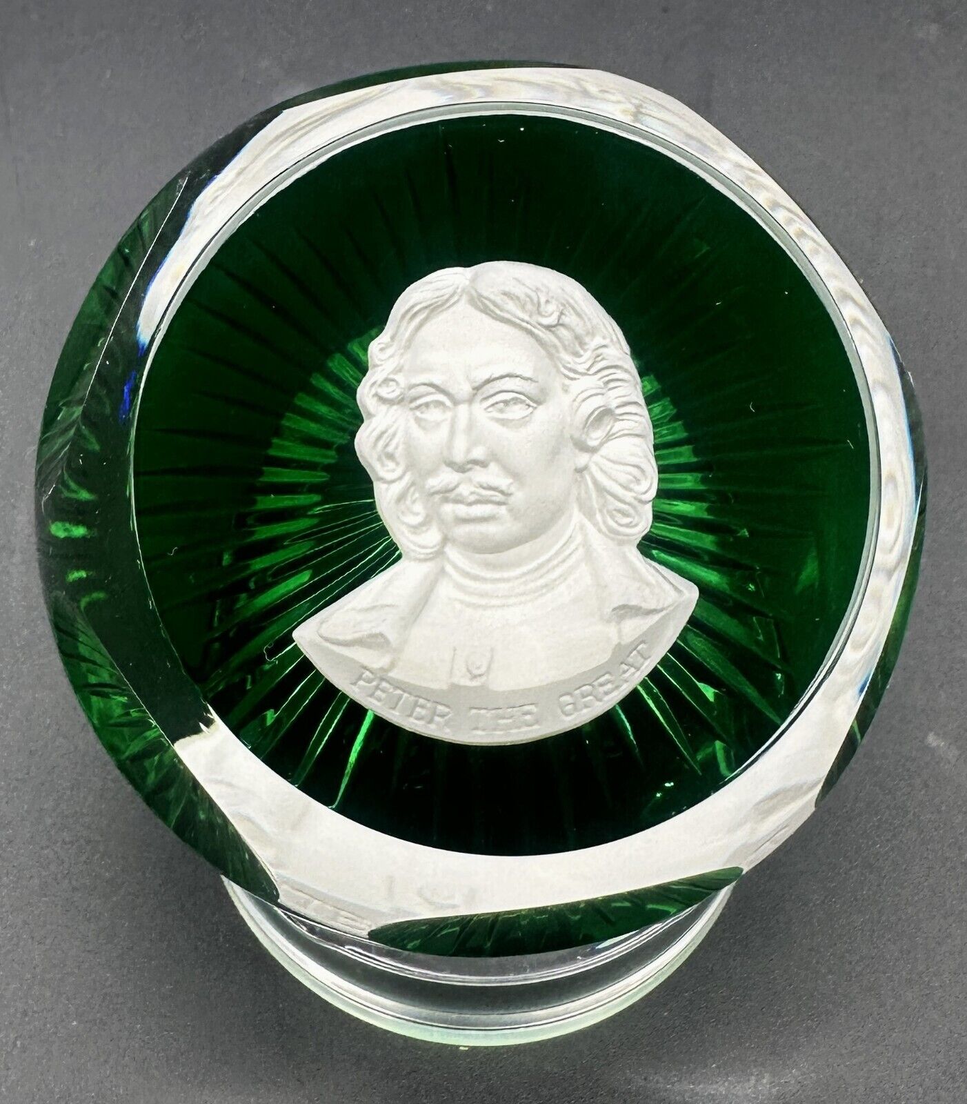 Vintage 1977 Baccarat Franklin Mint Peter The Great Green Crystal Paperweight