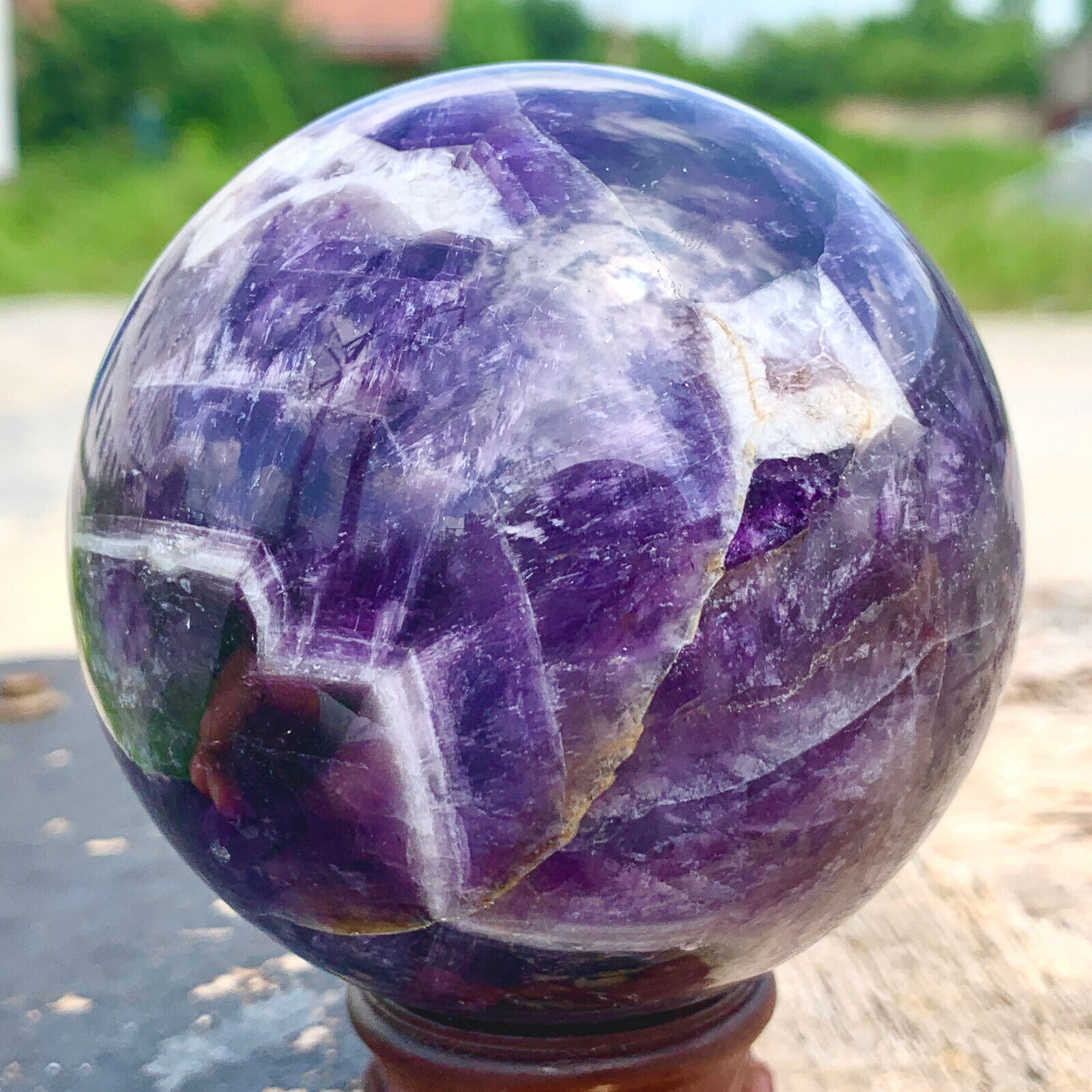 1.5LB Natural beautiful Dream Amethyst Quartz Crystal Sphere Ball Healing