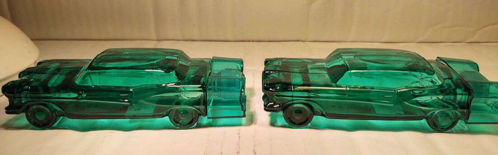 LOT OF 2 AVON MENS AFTERSHAVE GREEN FORD EDSEL 1995