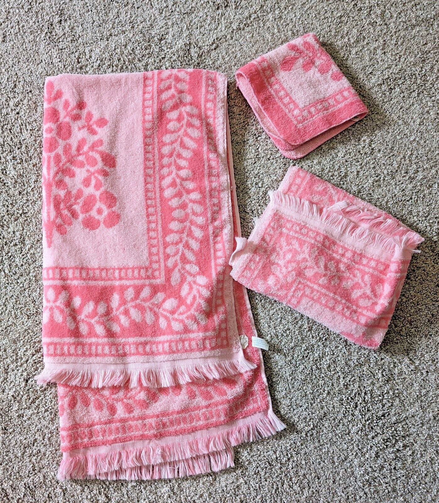 St. Marys towel set washcloth hand towel bath pink floral geometric vintage 3pc
