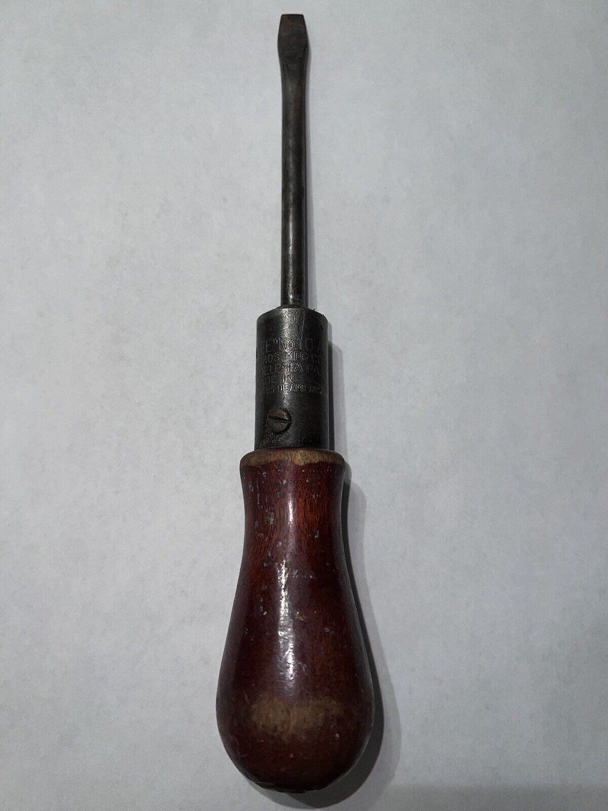 Antique Stanley Yankee No. 10A Wooden Handle Ratchet Flathead Screwdriver