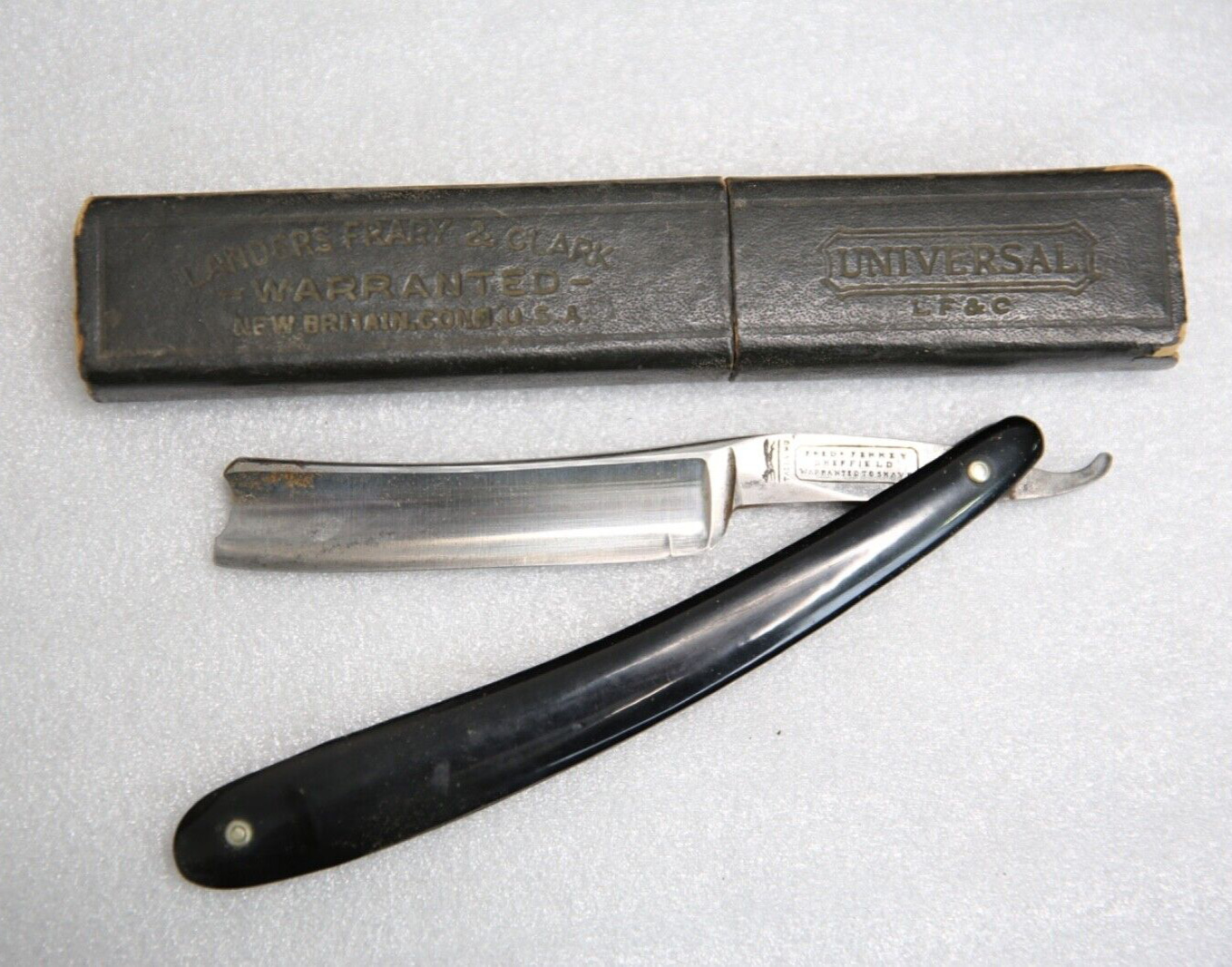 Vintage Antique 11/16 F Fenney Tally Ho Sheffield Straight Razor Shaver W/ Case