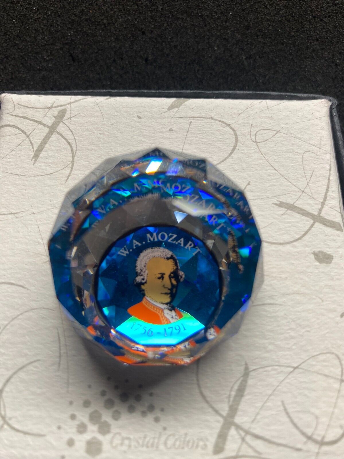 SWAROVSKI CRYSTAL COLORS W.A. MOZART PAPERWEIGHT NEW WITH-BOXES-9406-040-002
