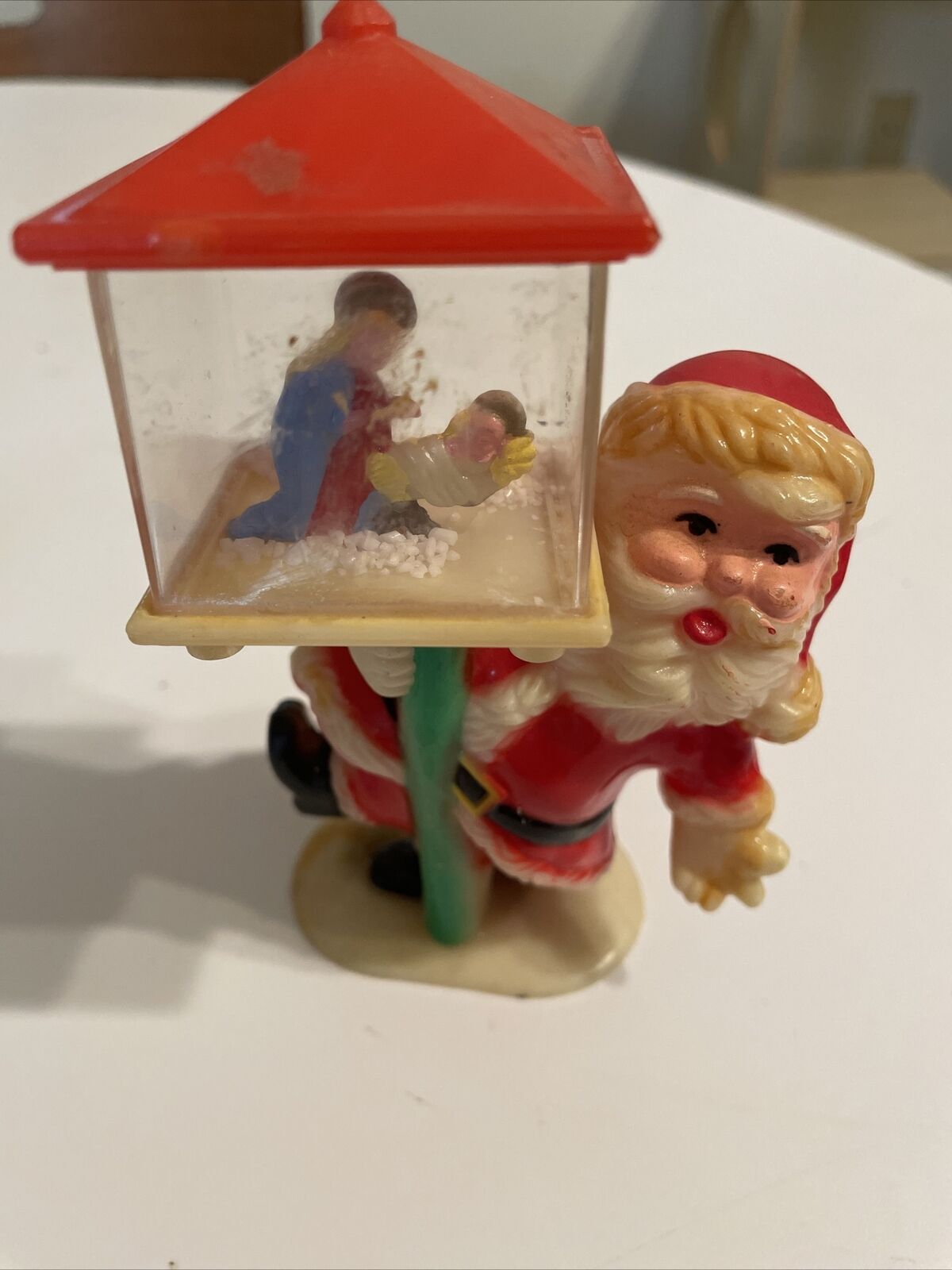 Vintage Santa On  Lamp Post,  Water Box Unused With Original Label