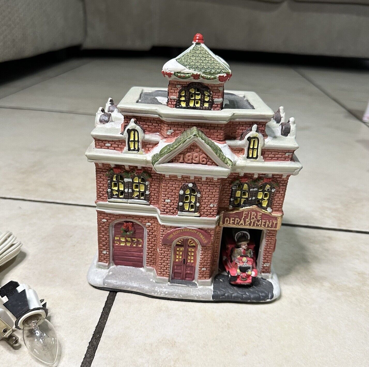 ￼Holiday Time Victorian Ceramic 2016 Village Lighted House fire department