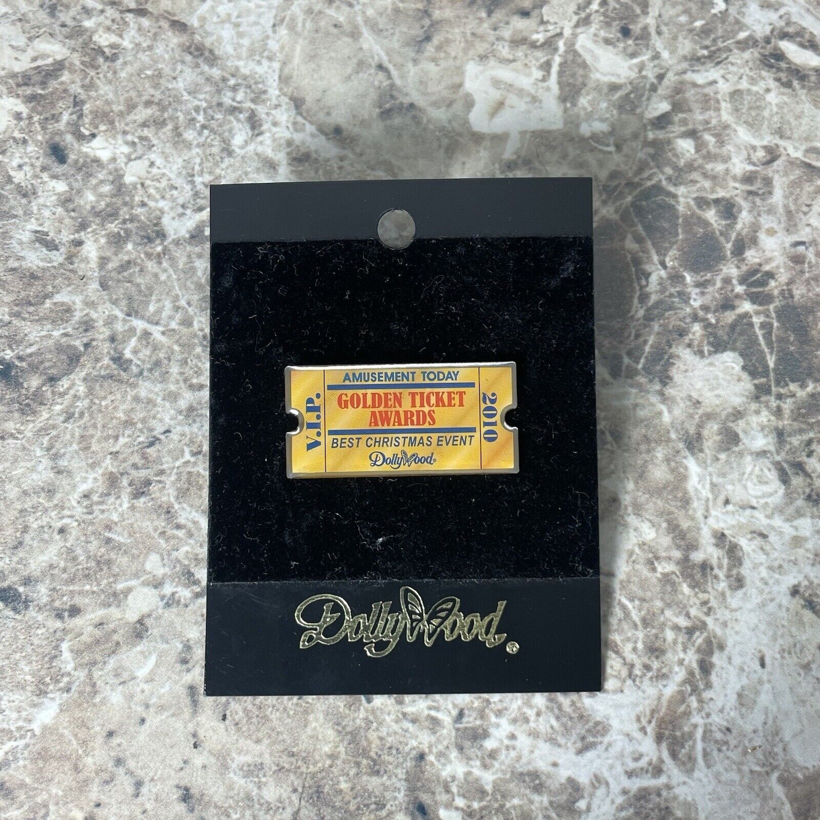 Rare 2010 DollyWood Collectors Golden Ticket Awards V.I.P. Best Christmas Ever