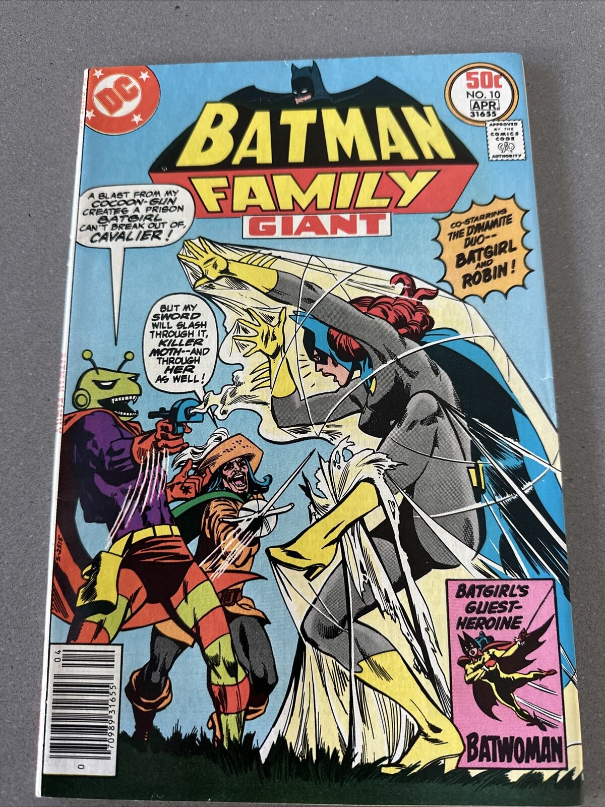 Batman Family Giant Size 10 DC Comics Bronze Age 1977 Fine + Batgirl Batwoman