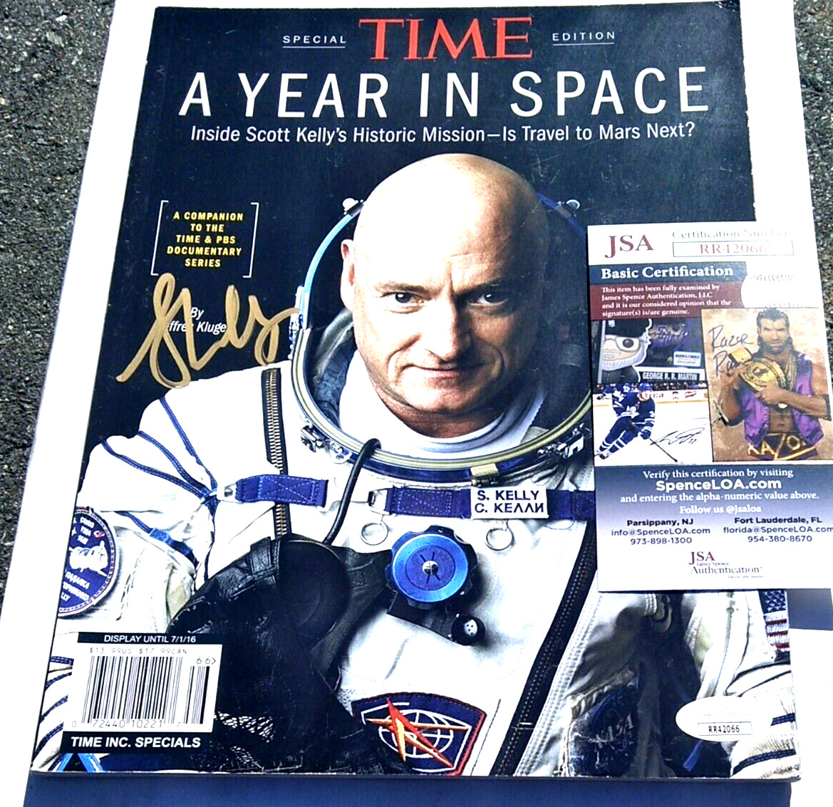 SCOTT KELLY SIGNED NASA Astronaut TIME Magazine JSA COA