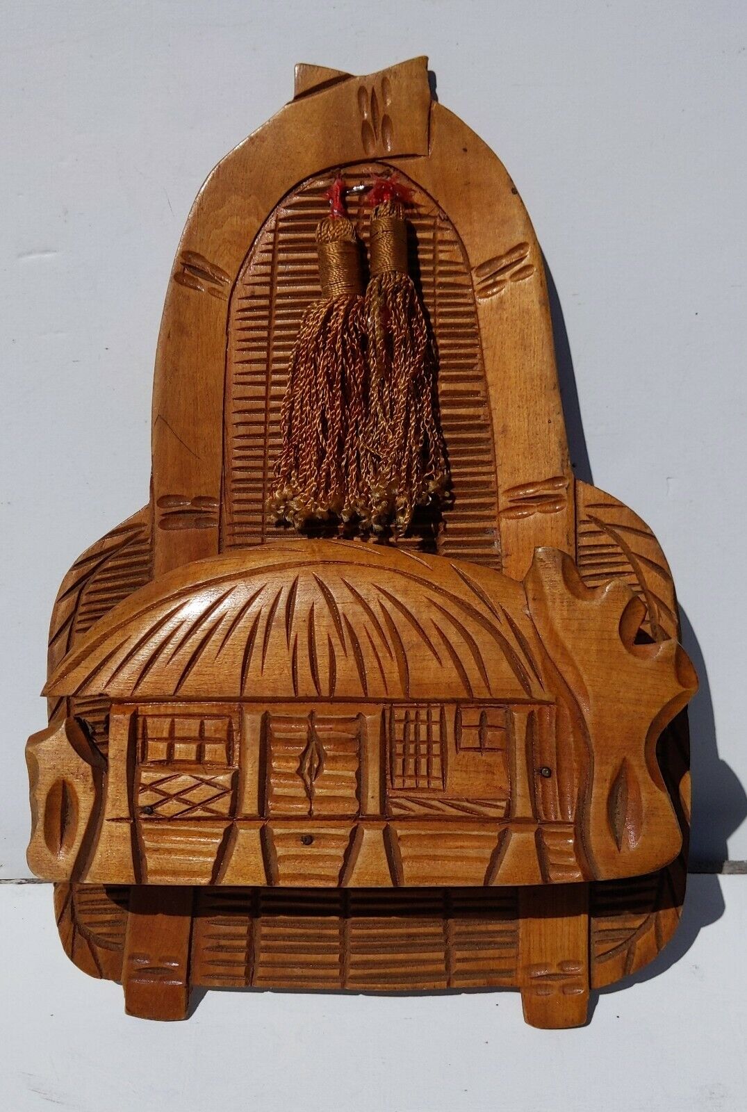 Vintage Wood Hand Carved Native Wall Plaque Pocket Tribal Hand Wooden Tiki 